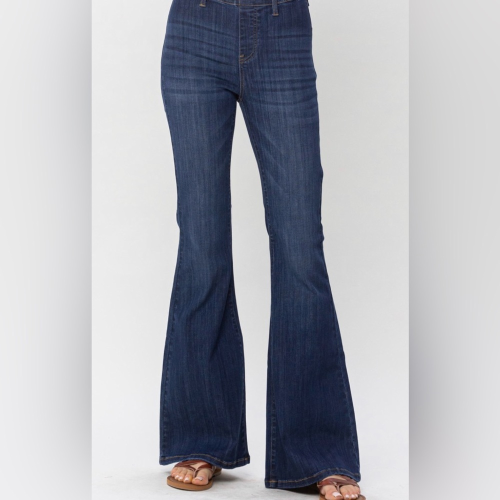 Plus size Judy blue
